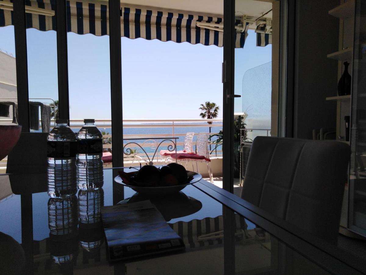 Le Palais Du Tropique Appartement Vue Mer 5E Etage Avec Ascenseur Juan-les-Pins Zewnętrze zdjęcie